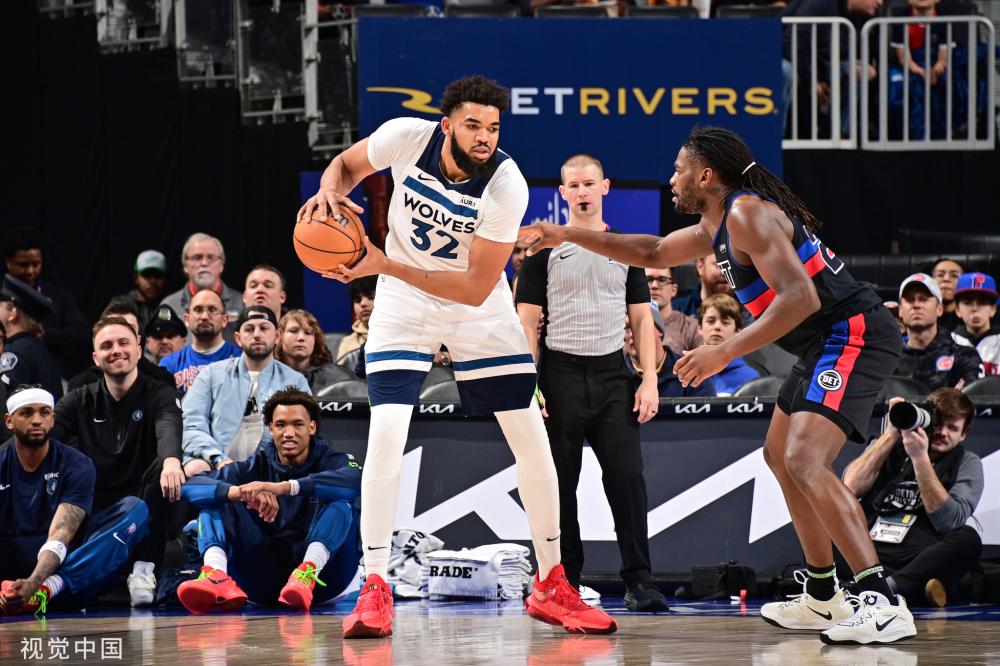 受媒体采访 受媒体采访