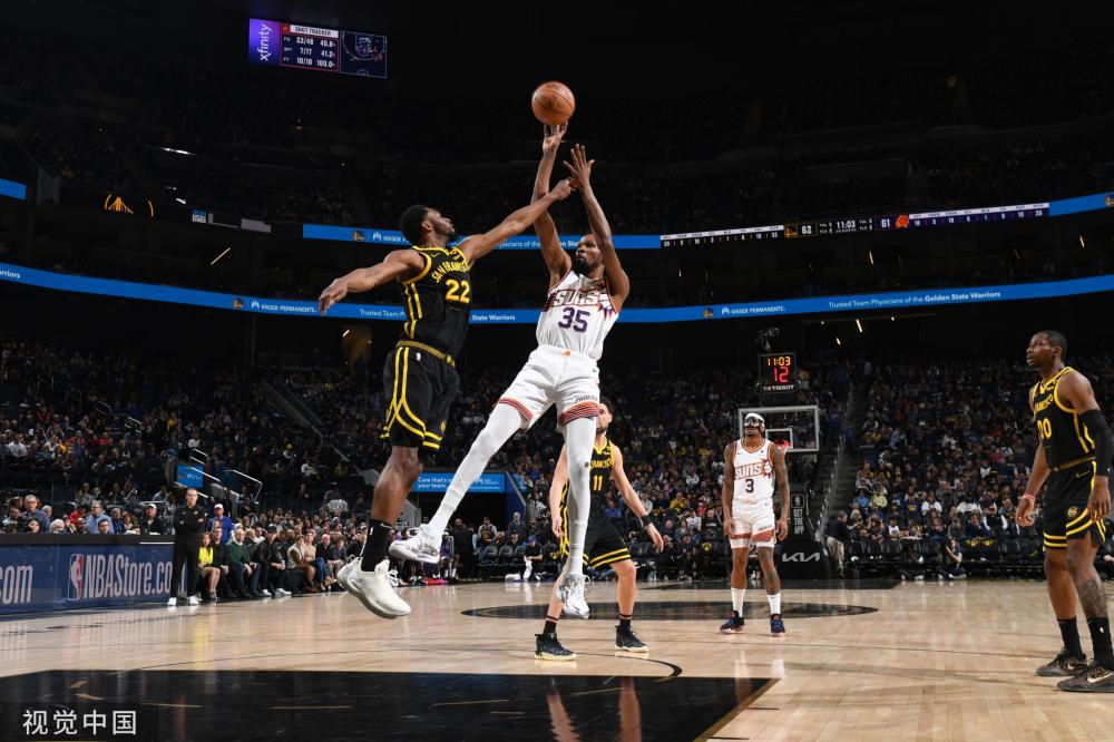 队员也一再 队员也一再